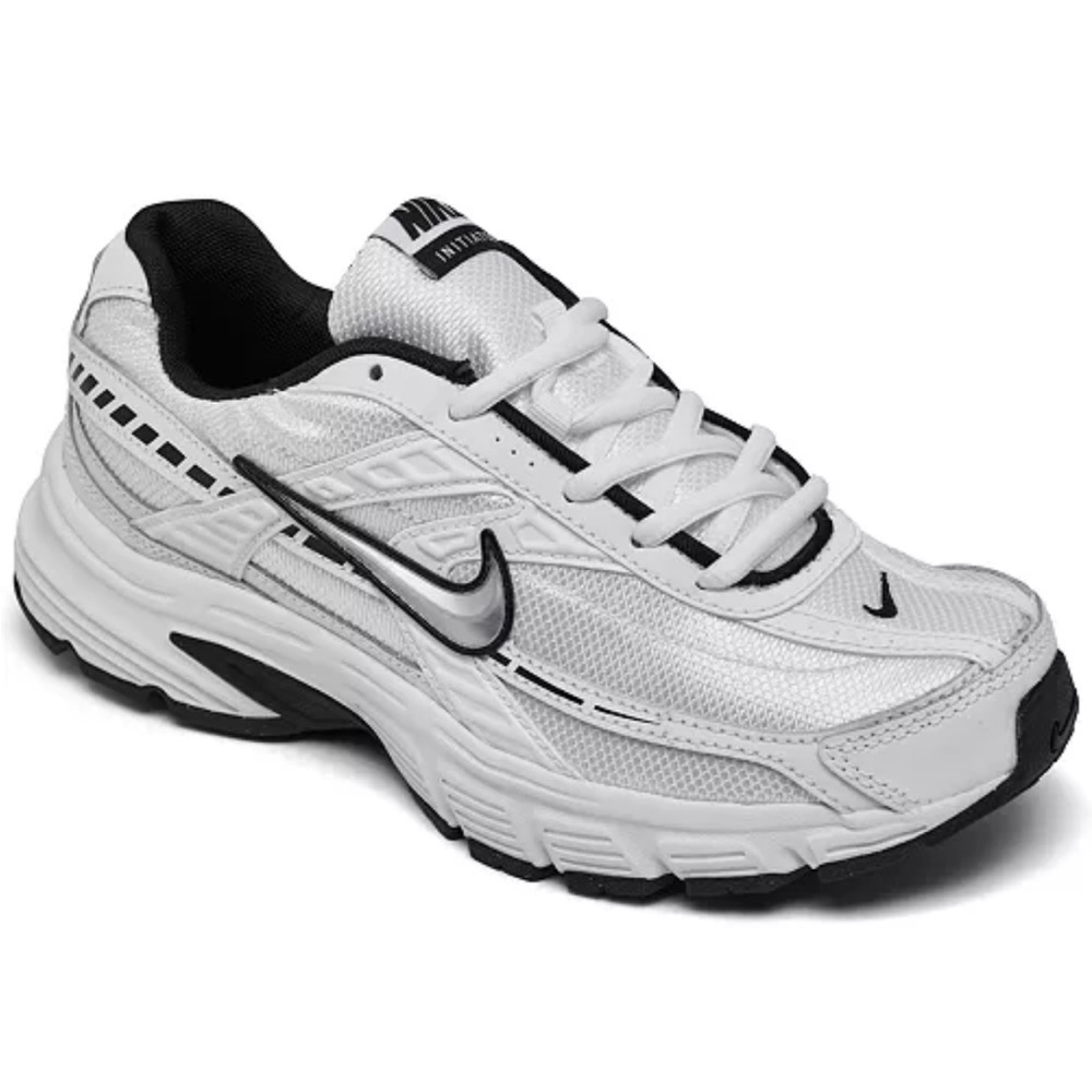 Nike tennis shoes
